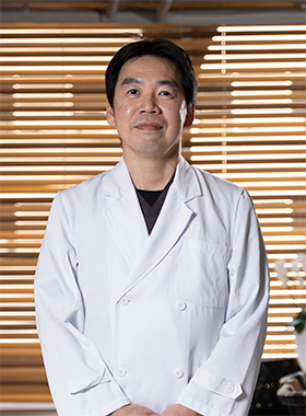 院長　山口　央一